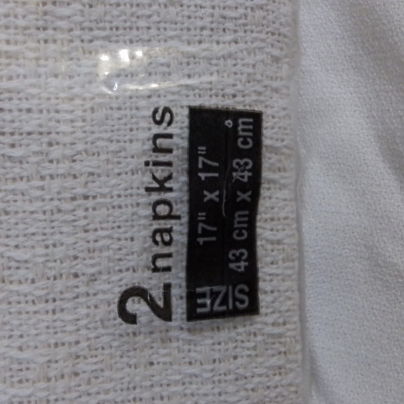 Dining placement-napkins and oven mitt set - Picture 8 of 14